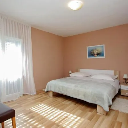 Beautiful Anatea With Pool In Makarska * Cista Provo