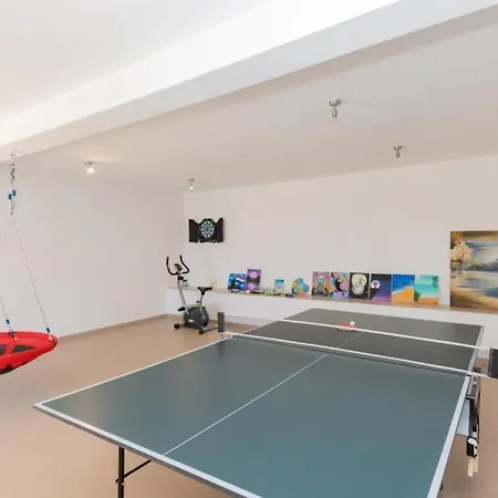 Beautiful Anatea With Pool In Makarska Villa *