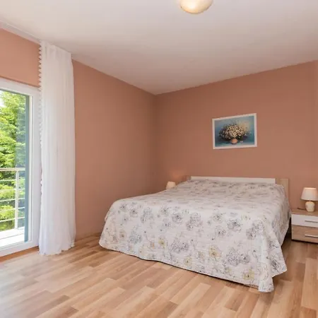 Beautiful Anatea With Pool In Makarska * Cista Provo